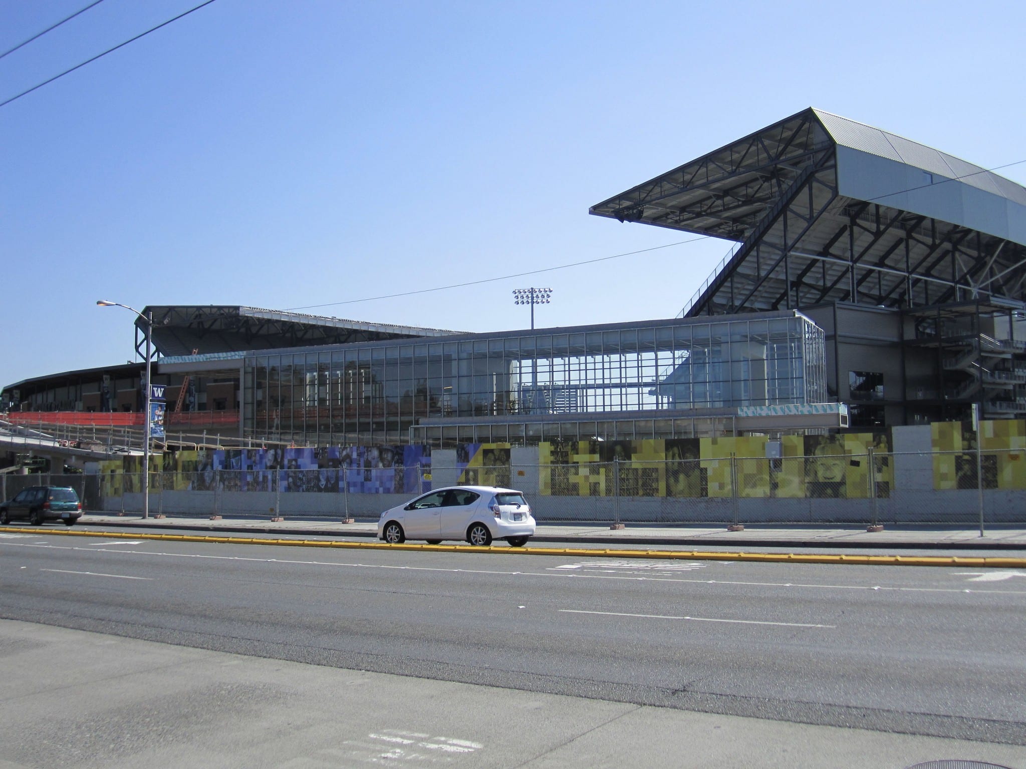 UW LINK STATION